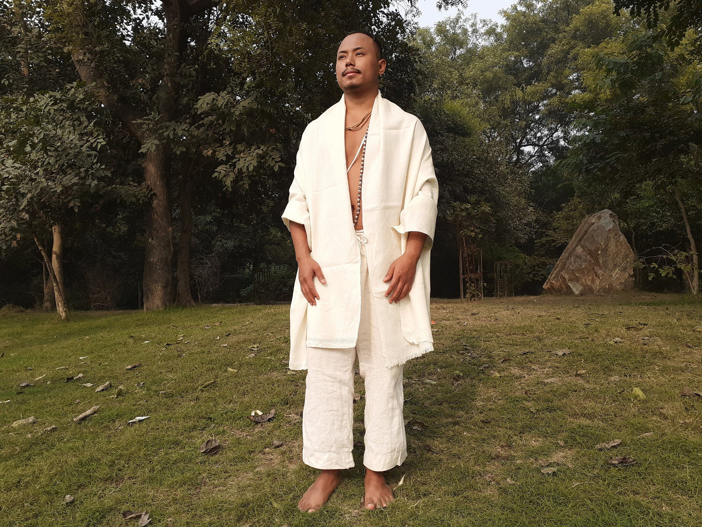 PASHUPATI Handwoven White Authentic Himalayan Yak Meditation Shawl,Yak Wool Prayer Wrap,Himalayan Yak Wool Scarf,Tibetan Yak Wool Prayer Zen