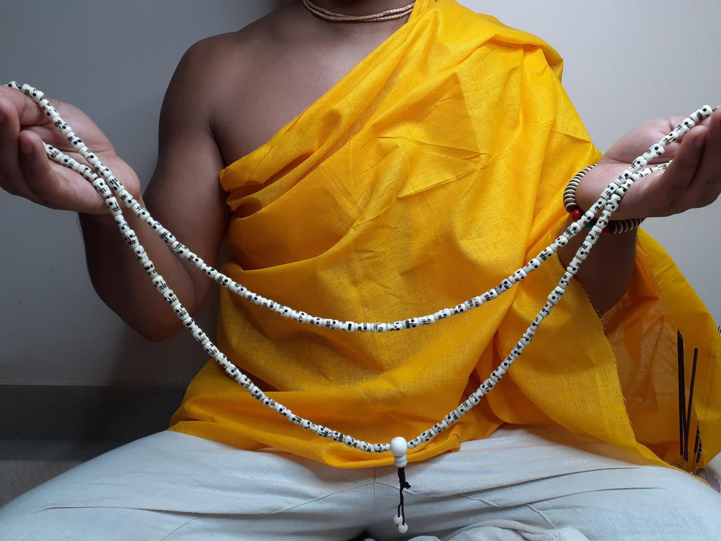 108 Handcrafted Skull Bone  Beads Yoga Meditation Mala Antique bone necklace Ethnic Jewellery  Buddhist Tibetan Prayer  Bone Disk Native