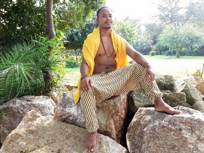 YOGI Mens Cotton Yoga Pants Natural Plant Dyed Pockets Yogi Breathable Gym Straight Trousers Flexible Drawstring,Khadi  Loose harem cloth