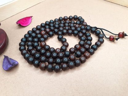 Rosewood Mala Beads Hand Knotted Necklace Buddist Tibetan Prayer Beads108 Beads for Meditation Healing Mantra Chanting Hindu