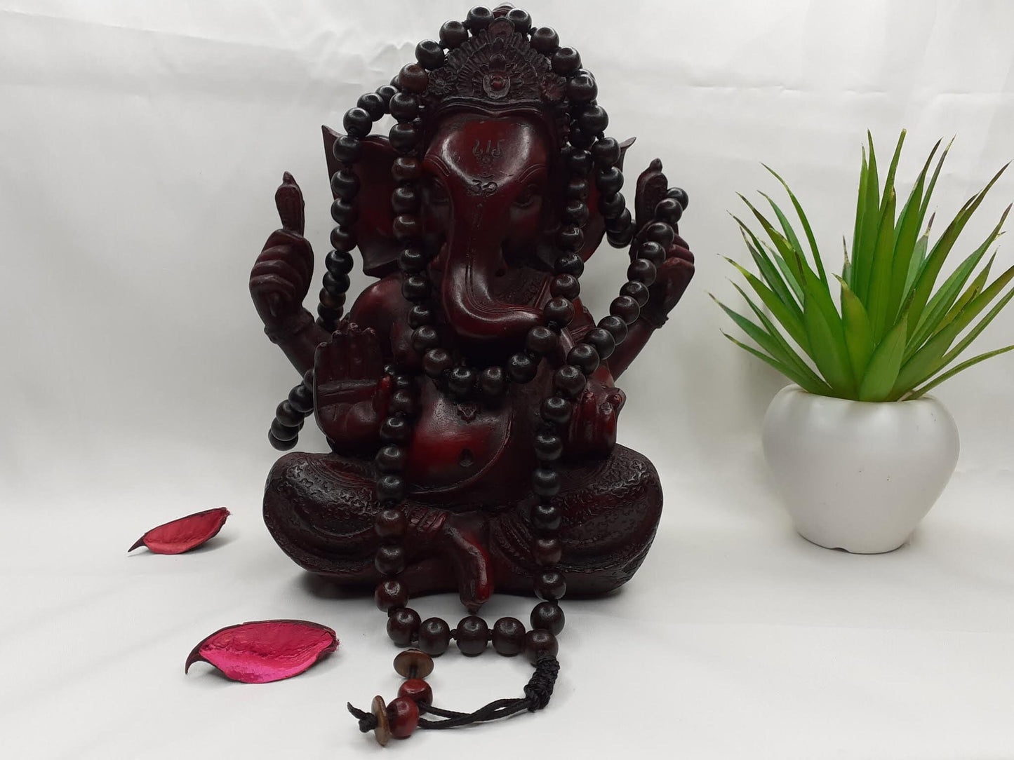 Rosewood Mala Beads Hand Knotted Necklace Buddist Tibetan Prayer Beads108 Beads for Meditation Healing Mantra Chanting Hindu