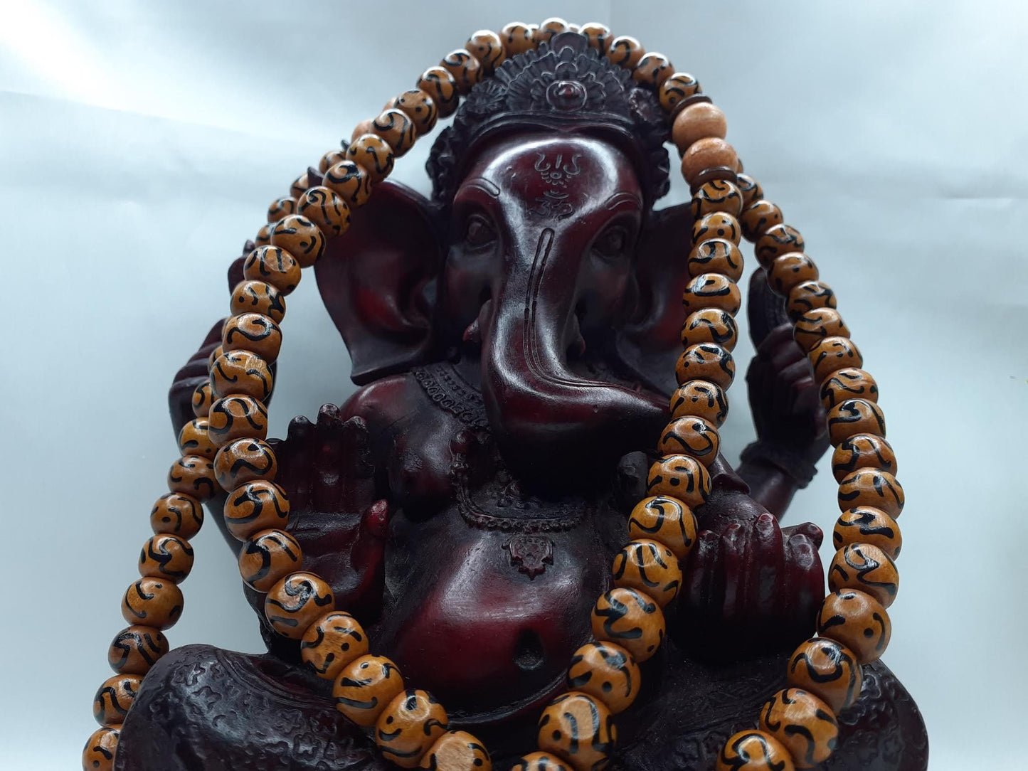 Spiritual Wood Mala, Sandalwood Beads,Hand Knotted Necklace,Buddist Tibetan Prayer Beads,Tool for Meditation,Healing Mantra Chanting Hindu