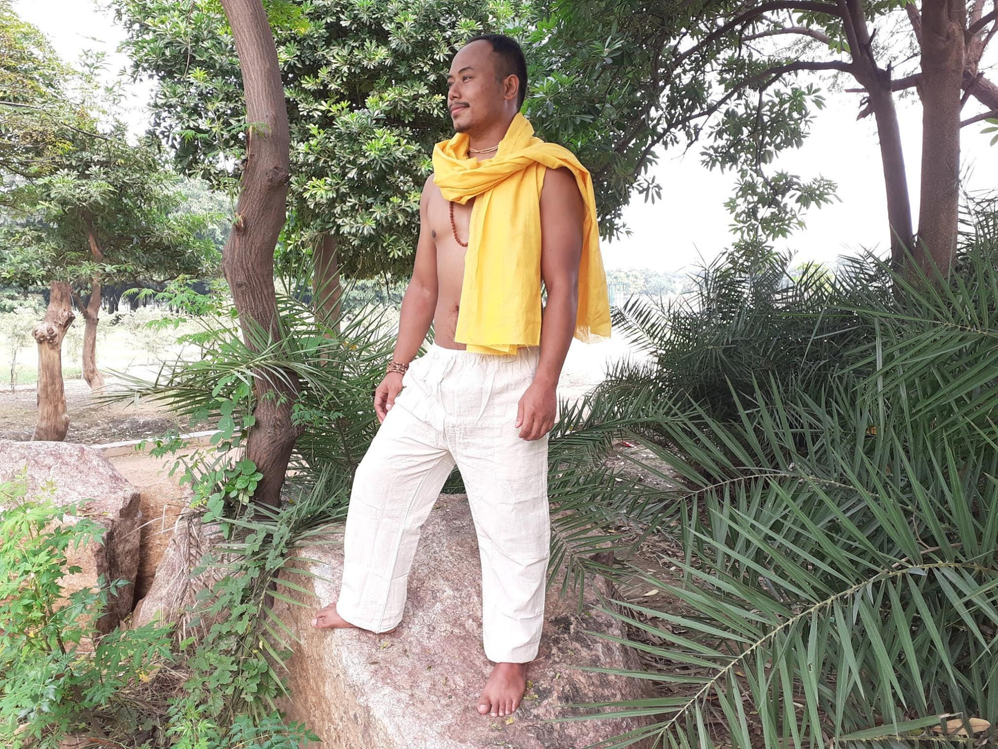 YOGI Mens Cotton Yoga Pants Pockets Yogi Breathable Gym Straight Trousers Flexible Drawstring,Khadi  Loose harem cloth