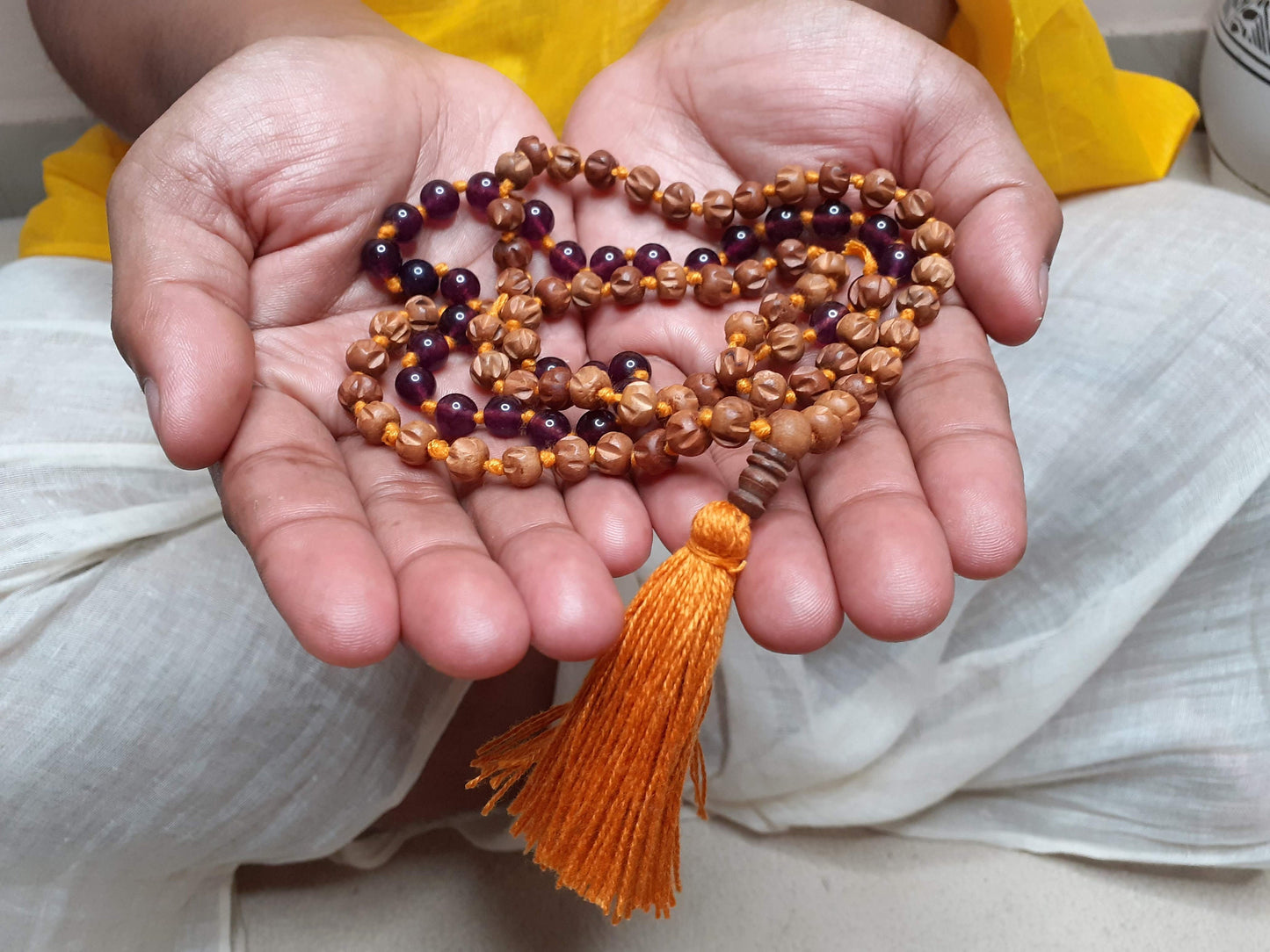 Spiritual Sandalwood Mala, Amethyst Stone ,Wood Prayer Beads,Hand Knotted Necklace,Buddhist Prayer,Meditation Beads,Mantra Chanting Hindu