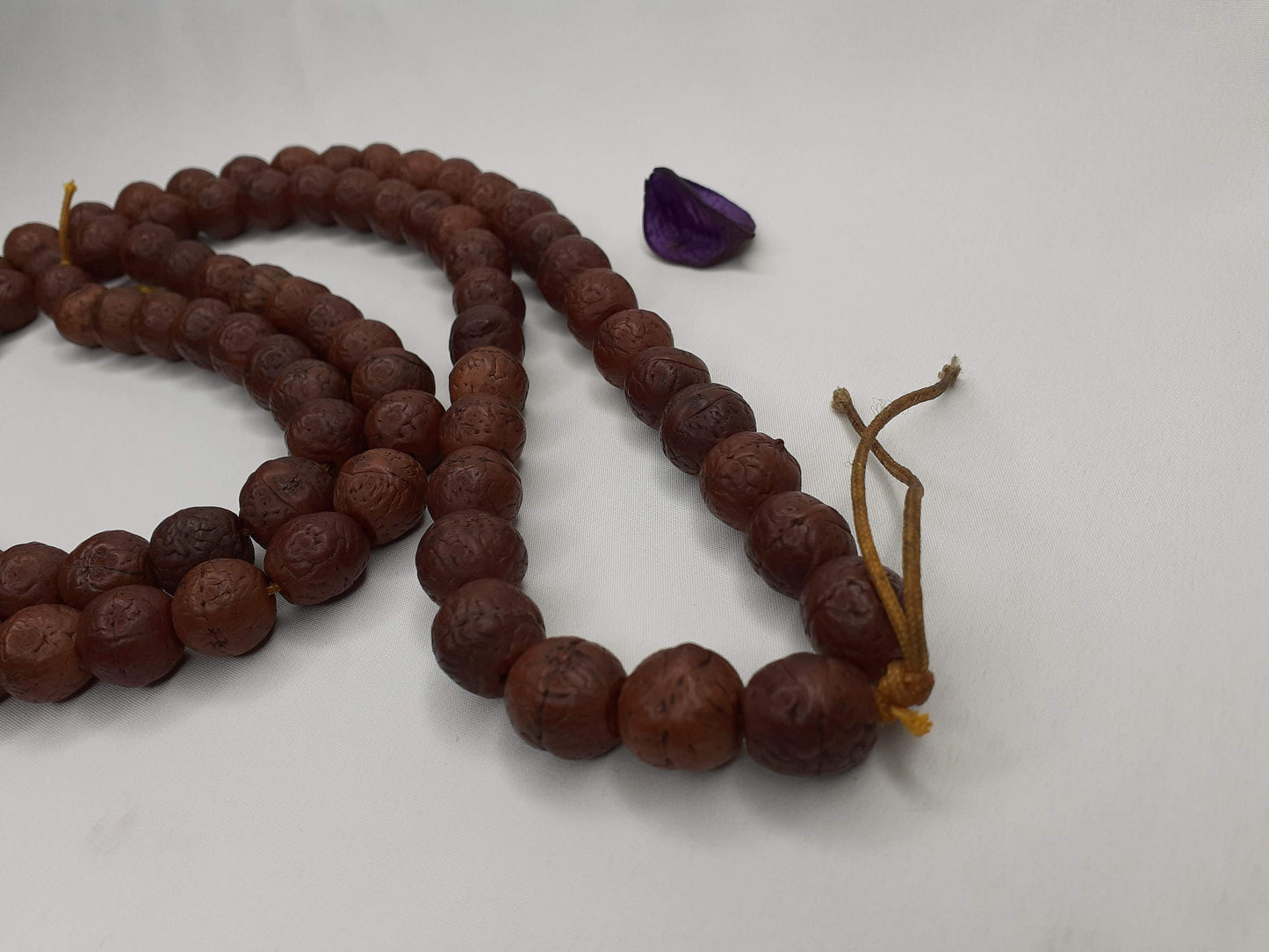 108 Antique Darked Phoenix One Eye Bodhi Seeds Mala,Buddhist beads,Tibetan Bodhi Beads,10mm Antique Prayer Mala,Nepali Bodhi Seed, Japa Mala