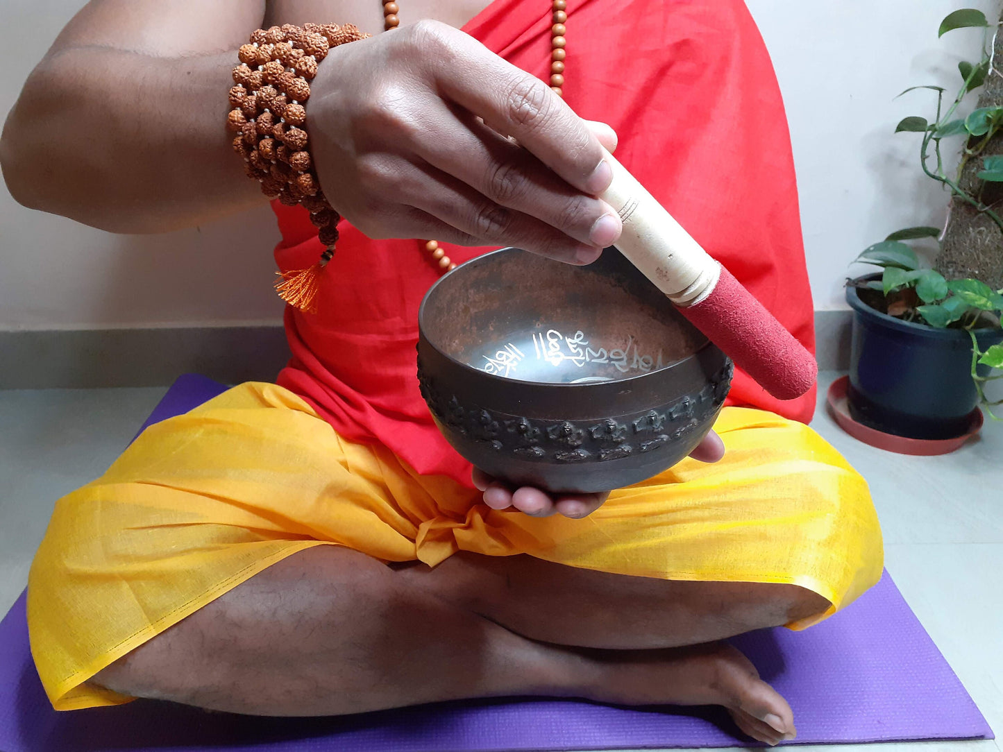 Antique Singing Bowl 5 inch Bowl Handmade Tibetan Singing Bowl of Yoga, Meditation, Chakra Healing, Hand Carved Antique Healing Singing bowl