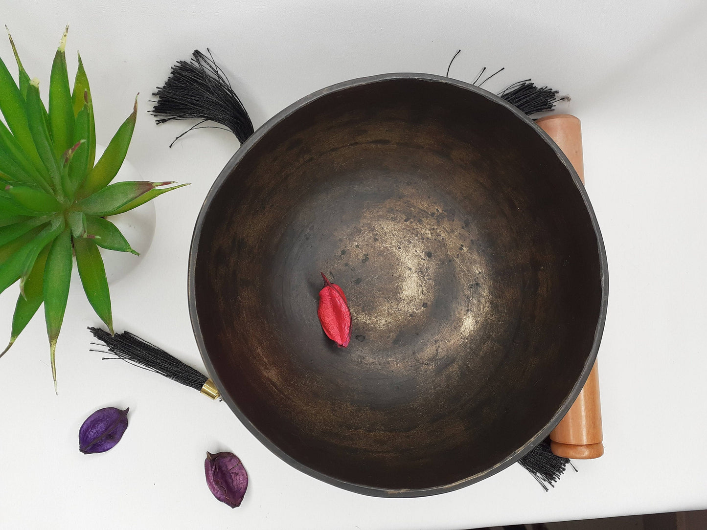 Antique Singing Bowl 5 inch Bowl Handmade Tibetan Singing Bowl of Yoga, Meditation, Chakra Healing, Hand Carved Antique Healing Singing bowl