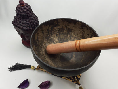 Antique Singing Bowl 5 inch Bowl Handmade Tibetan Singing Bowl of Yoga, Meditation, Chakra Healing, Hand Carved Antique Healing Singing bowl
