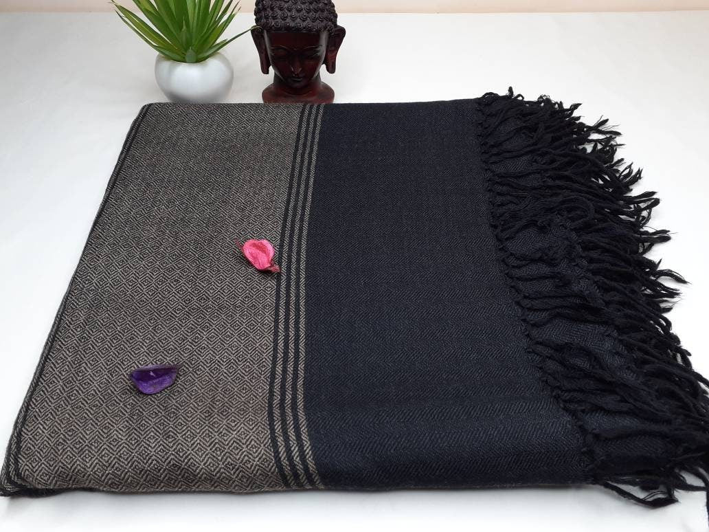 NATARAJ Large Size Pure Himalayan Sheep Wool Meditation Shawl,Ethnic Indian Himalayan Wool Prayer Wrap,Traditional Indian Handwoven Blanket