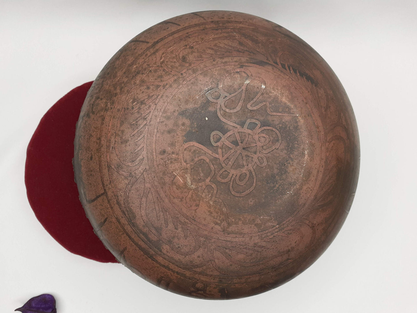 Antique Singing Bowl 5 inch Bowl Handmade Tibetan Singing Bowl of Yoga, Meditation, Chakra Healing, Hand Carved Antique Healing Singing bowl