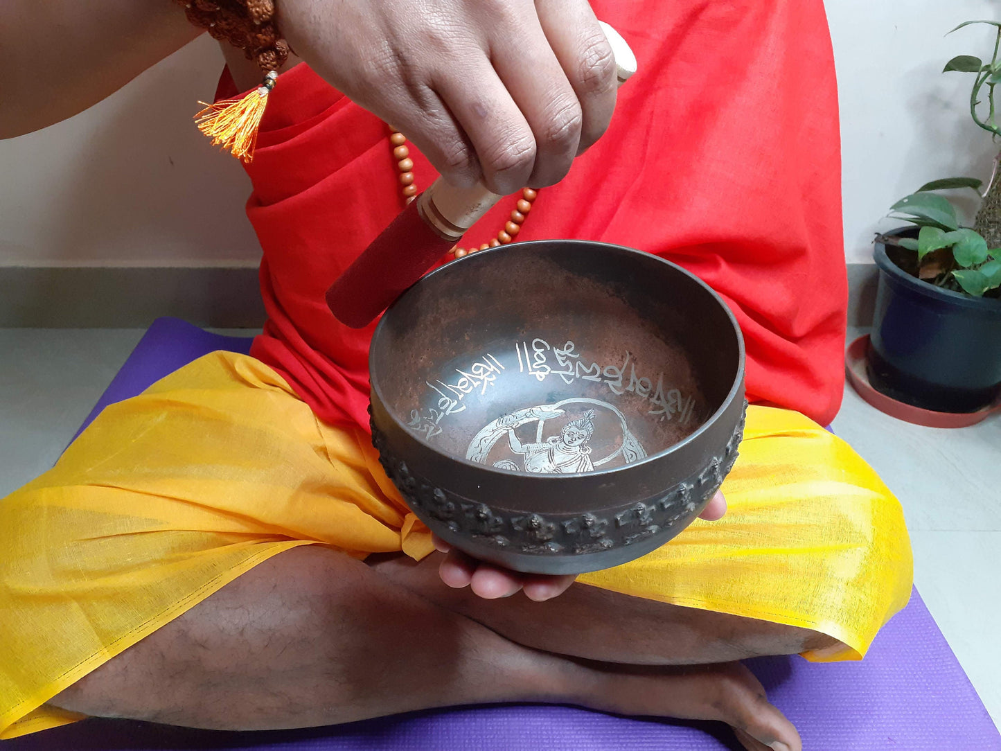 Antique Singing Bowl 5 inch Bowl Handmade Tibetan Singing Bowl of Yoga, Meditation, Chakra Healing, Hand Carved Antique Healing Singing bowl