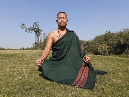 Forest Green Handwoven Pure Himalayan Sheep Wool Meditation Shawl,Himalayan Prayer Blanket,Himalayan Wool,Kullu Shawl,Handmade Indian Shawl
