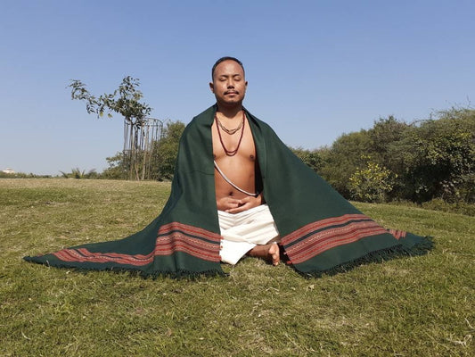 Forest Green Handwoven Pure Himalayan Sheep Wool Meditation Shawl,Himalayan Prayer Blanket,Himalayan Wool,Kullu Shawl,Handmade Indian Shawl