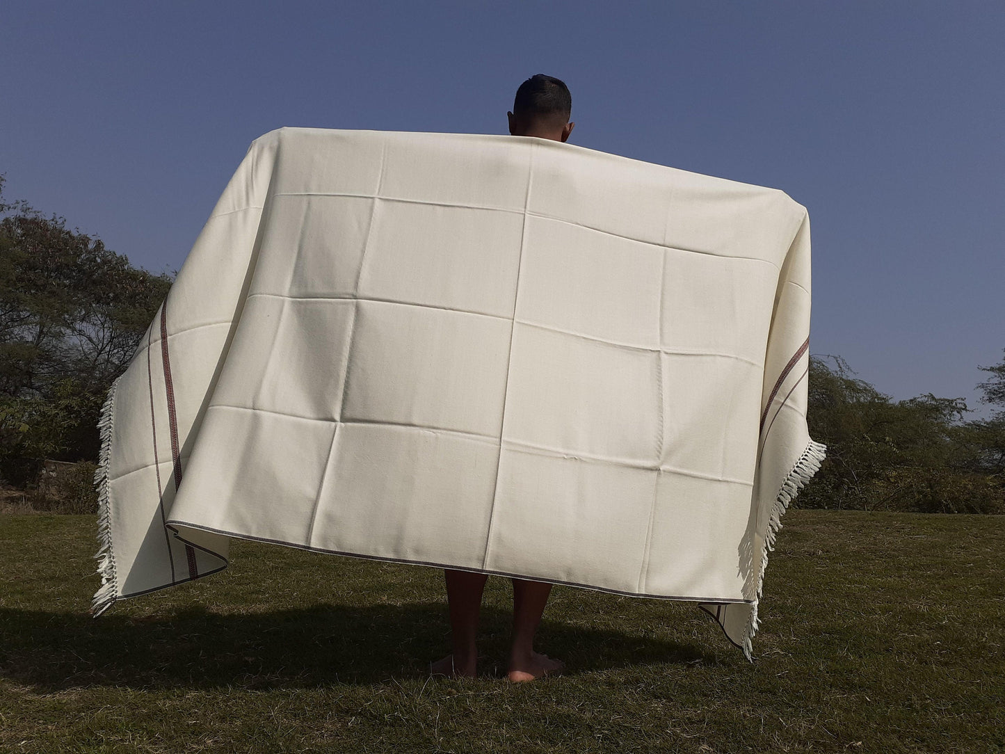 MAHAKUBH Large Traditional Handwoven White Pure Himalayan Sheep Wool Meditation Shawl,Ethnic Himalayan Prayer Wrap,Indian Yoga Shawl