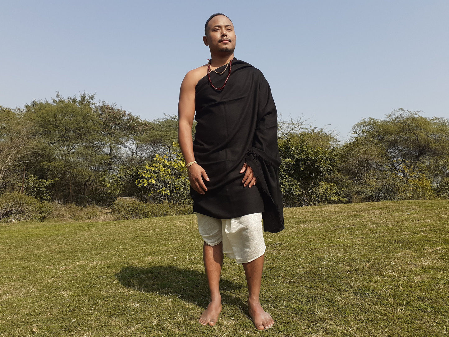 Solid Black Handwoven Himalaya Sheep Wool Meditation Shawl,IndianEthnic Blanket,Handmade Woolen Wrap,Himalayan Wool,Indian Wool Prayer Stole