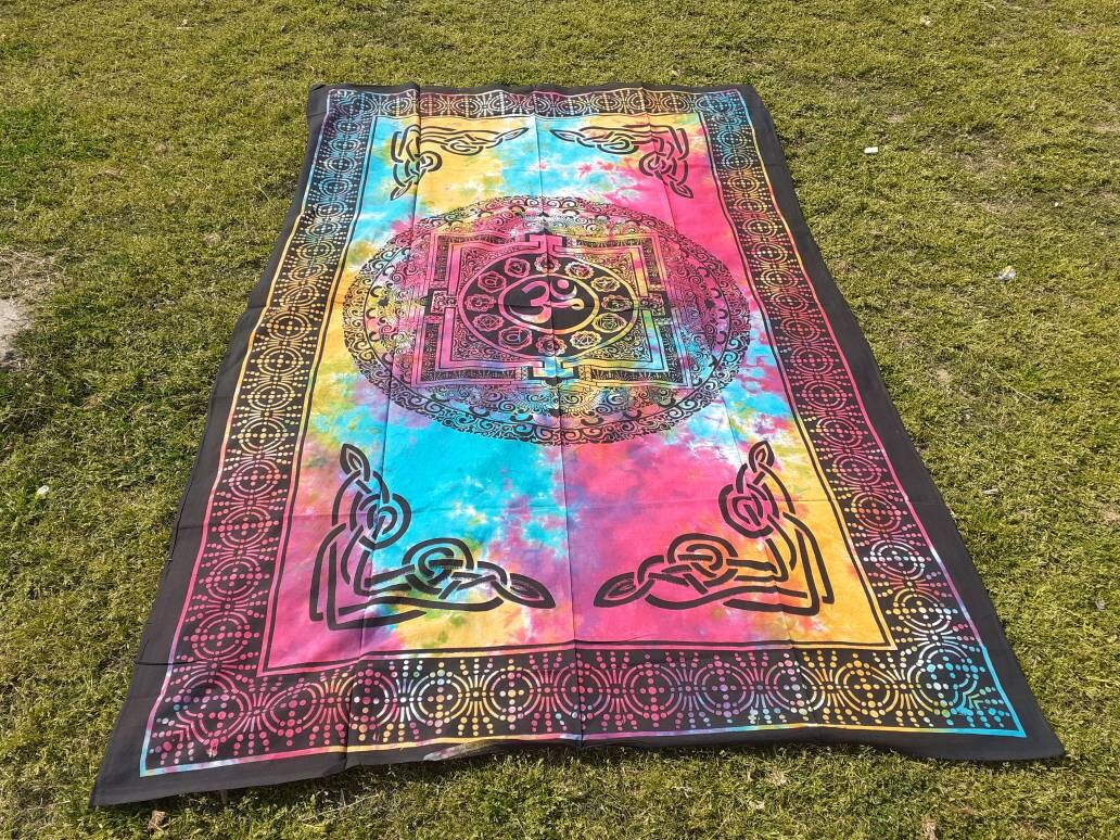 Wall Hanging Poster,Om Tapestry,Spiritual Tapestry, Buddhist Tapestry, Wall Hanging Decor,Meditation Tapesrty,Buddha Wall Decor,Art Hang