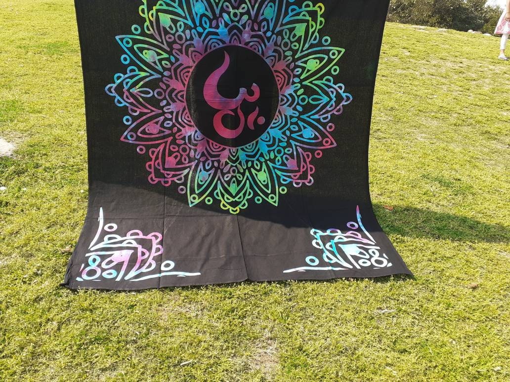 Hand Dyed Pure Cotton Om Mandala Spiritual Tapestry, Buddhist Tapestry,Cloth Wall Hanging  Decor,Meditation Tapestry,Zen Hanging Wall Decor