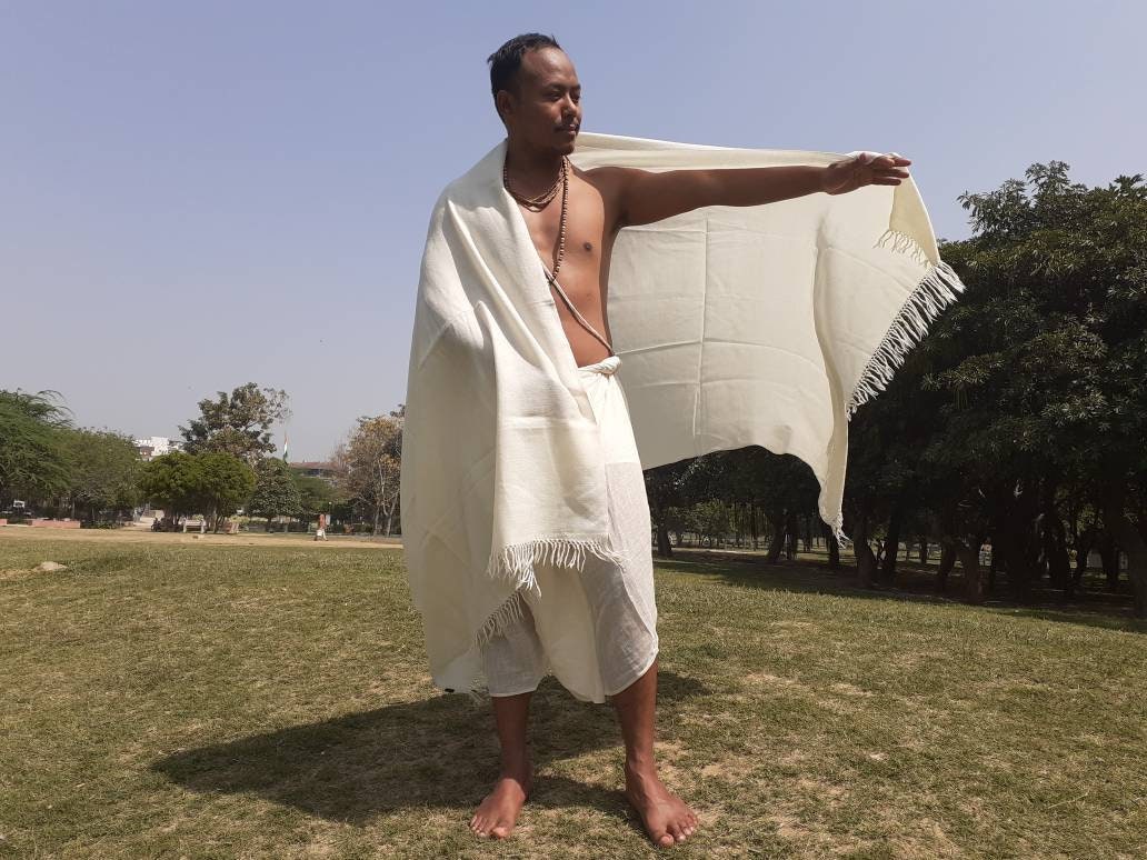 KAILASH Handwoven White Sheep Wool Meditation Shawl,Himalayan Prayer Scarf,Himalayan Wool Stole,Kullu Handmade Indian Shawl,Prayer Scarf