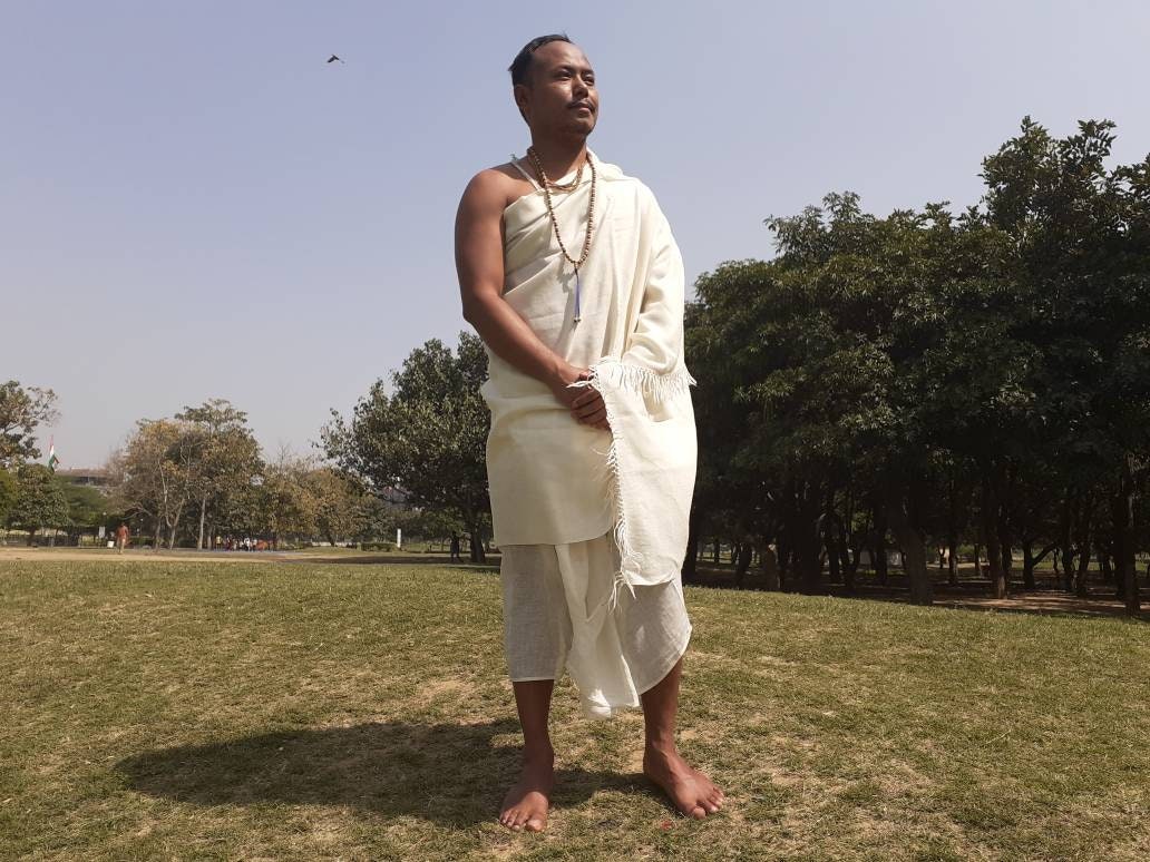 KAILASH Handwoven White Sheep Wool Meditation Shawl,Himalayan Prayer Scarf,Himalayan Wool Stole,Kullu Handmade Indian Shawl,Prayer Scarf