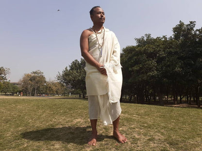 KAILASH Handwoven White Sheep Wool Meditation Shawl,Himalayan Prayer Scarf,Himalayan Wool Stole,Kullu Handmade Indian Shawl,Prayer Scarf