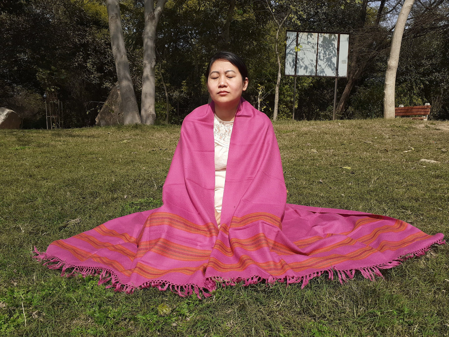 Handwoven Cashmere SheepWool Meditation Shawl,Ethnic Blanket, Himalayan Wool,Indian Fabric,Himalayan Wrap,Handmade Indian Shawl, Kullu Shawl