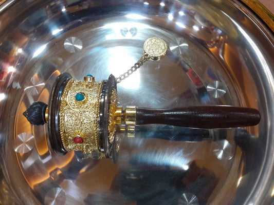 Tibetan Buddhist Hand Held Prayer Wheel, Buddhist Ritual Object, Handcrafted Tibetan Spinning Wheel,Buddhist Collectibles, Spiritual Item