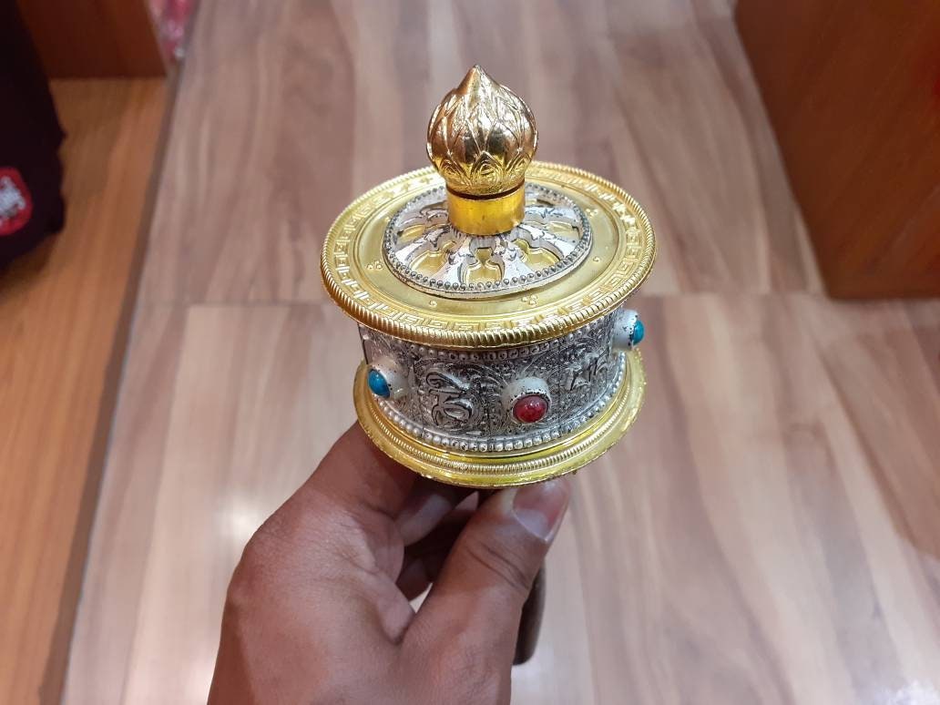 Tibetan Buddhist Hand-Held Prayer Wheel,Buddhist Ritual Object,Buddhist Collectibles,Handcrafted Tibetan Spinning Wheel, Spiritual Item