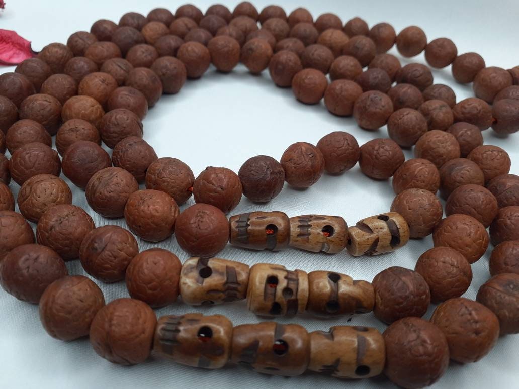 Bodhi Seeds And Skull Bone Beads Mala,Buddhist Prayer  beads,Tibetan Prayer Beads, Meditation tools,Monk bracelet,Skull Bone Beads,