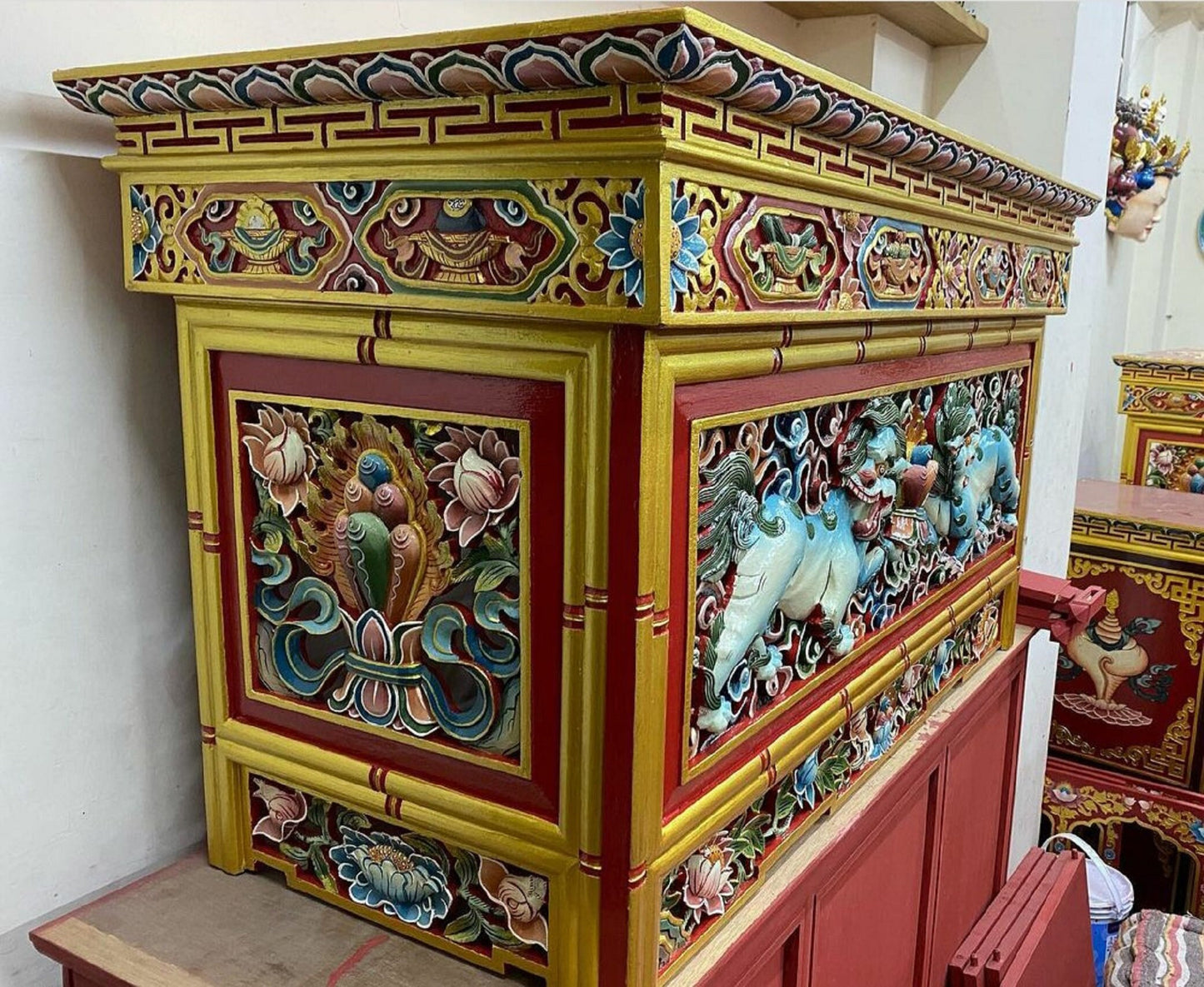 Handcarved And Hand Painted Foldable Wooden Tibetan Buddhist Altar,Tibetan Alter Table,Tibetan Buddhist Altar Desk with Auspicious Symbols,