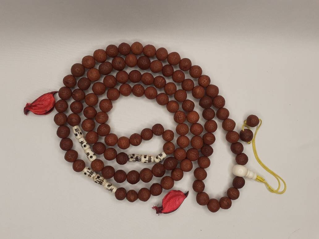 Bodhi Seeds And Skull Bone Beads Mala,Buddhist Prayer  beads,Tibetan Prayer Beads, Meditation tools,Monk bracelet,Skull Bone Beads,