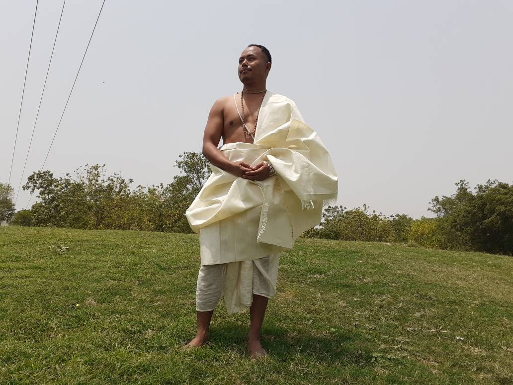 AHIMSA X-Large Traditional Handspun/ Handwoven White Pure Raw Eri Silk Meditation Shawl,Ethical Peace Silk Zen,Non- Violent Silk Prayer Wrap