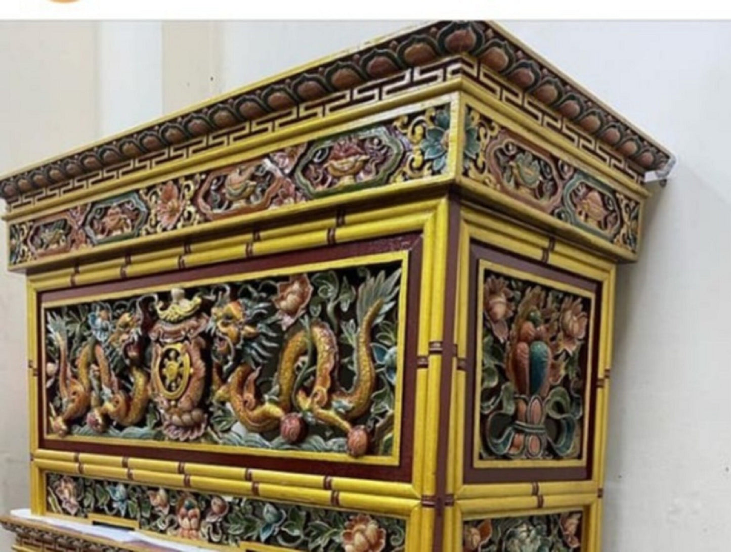Handcarved Foldable Wooden Tibetan Buddhist Altar,Prayer table,Tibetan Alter Table,Tibetan Buddhist Altar Desk with Auspicious Symbols
