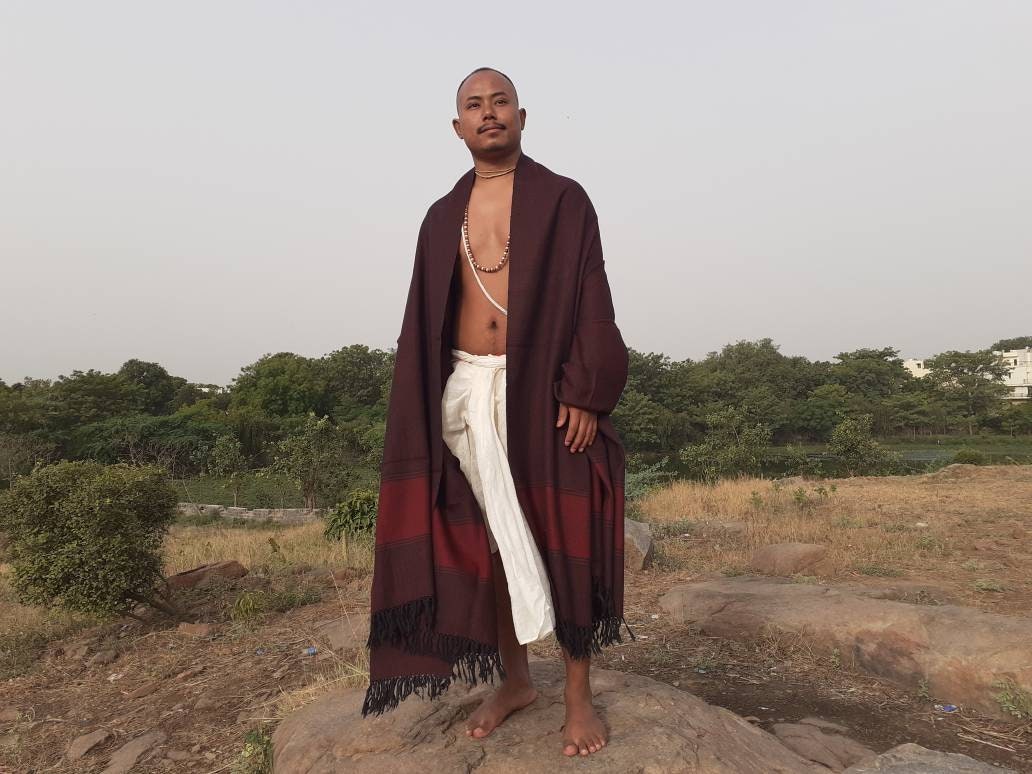 BODHISATTVA X-Large Handwoven Dark Red Pure Himalayan Sheep Wool Buddhist Meditation Shawl,Ethnic Indian Himalayan Prayer Yoga Blanket/Wrap