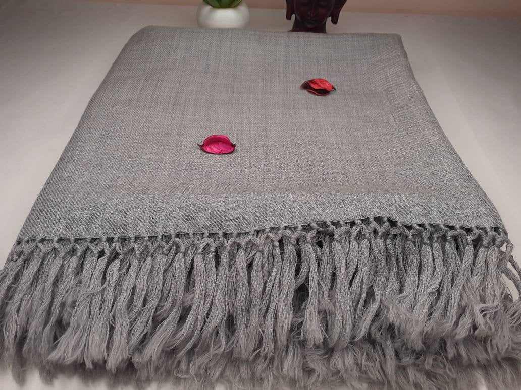 ADITYA X-Large Handwoven Grey Plain Himalayan Sheep Wool Meditation Shawl,Himalayan Prayer Blanket,Wool Prayer Wrap,Ethnic Indian Blanket