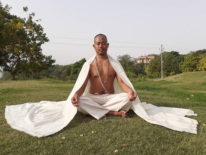 TAPASHYA X-Large Handwoven White Pure Himalayan Sheep Wool Meditation Shawl,Himalayan Prayer Blanket,Handmade Kullu Indian Yoga Prayer Wrap