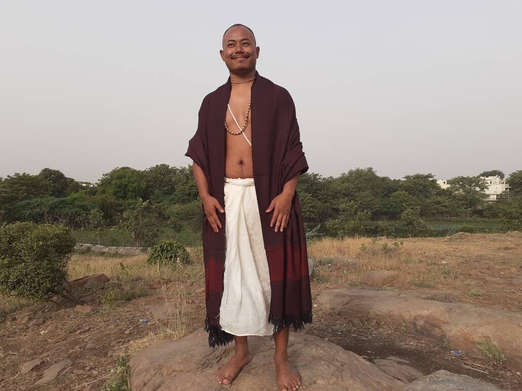 BODHISATTVA X-Large Handwoven Dark Red Pure Himalayan Sheep Wool Buddhist Meditation Shawl,Ethnic Indian Himalayan Prayer Yoga Blanket/Wrap