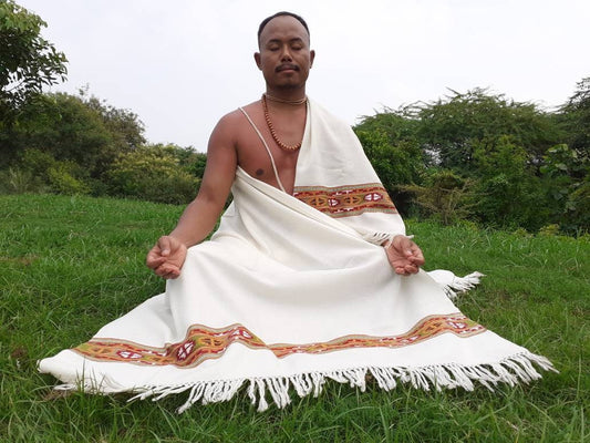 Handwoven White Pure Himalayan Sheep Wool Meditation Shawl,Himalayan Prayer Blanket,Kullu Shawl,Ethnic Indian Shawl,Wool Prayer Wrap