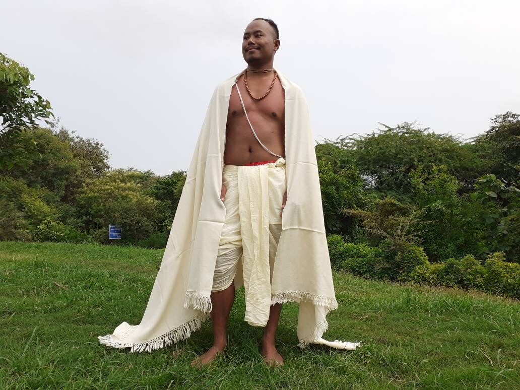 Handwoven Cream Pure Himalayan Sheep Wool Meditation Shawl,Himalayan Prayer Blanket,Kullu Shawl,Ethnic Indian Shawl,Wool Prayer Wrap