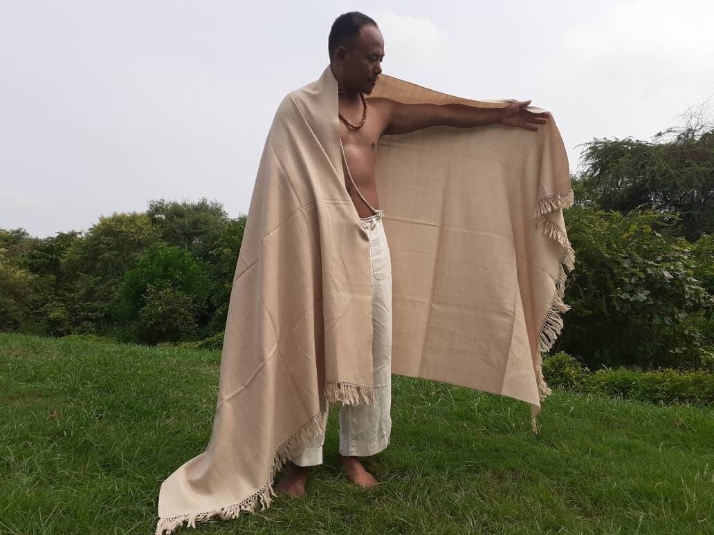 Handwoven Beige Pure Himalayan Sheep Wool Meditation Shawl,Himalayan Prayer Blanket,Kullu Shawl,Ethnic Indian Shawl,Wool Prayer Wrap