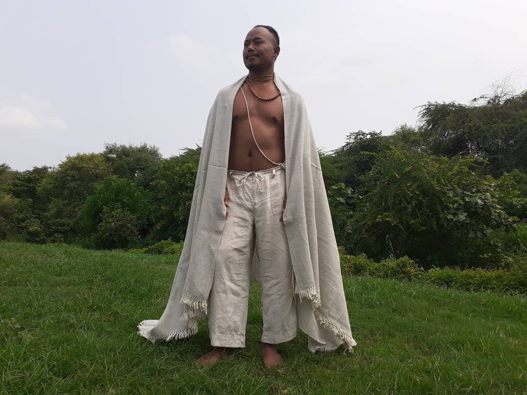 Handwoven Handspun Offwhite Himalayan Sheep Wool Meditation Shawl,Himalayan Prayer Blanket,Kullu Shawl,Ethnic Indian Shawl,Wool Prayer Wrap