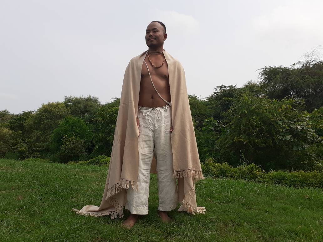 Handwoven Beige Pure Himalayan Sheep Wool Meditation Shawl,Himalayan Prayer Blanket,Kullu Shawl,Ethnic Indian Shawl,Wool Prayer Wrap