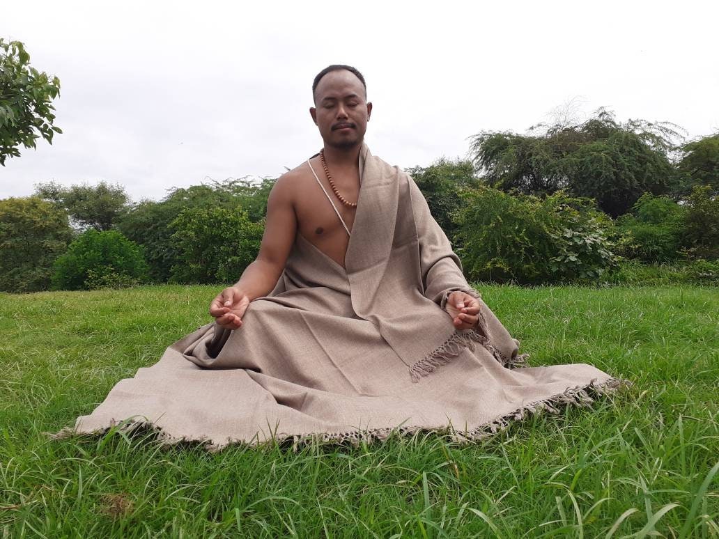 Handwoven Brown Pure Himalayan Sheep Wool Meditation Shawl,Himalayan Prayer Blanket,Kullu Shawl,Ethnic Indian Shawl,Wool Prayer Wrap