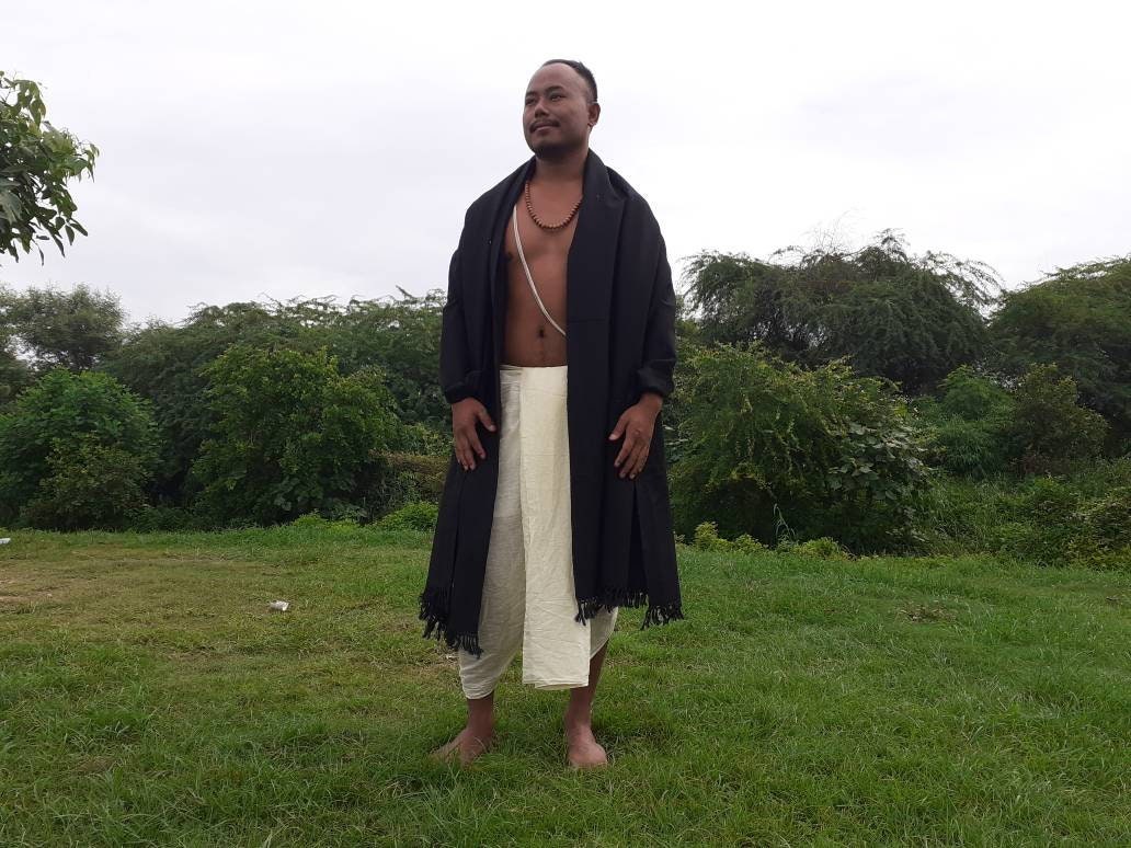 KAAL X-Large Thick/Heavy Black Color Handwoven Authentic Himalayan Yak Wool Meditation Blanket,Tibetan Yak Wool Prayer Wrap,Indian Yak Shawl