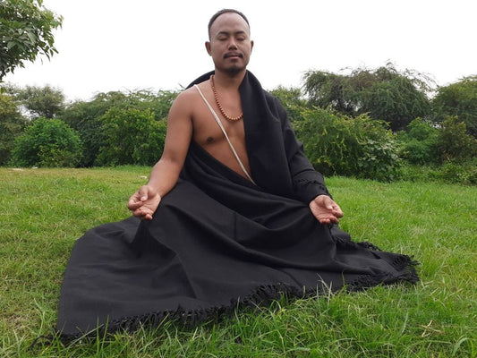 KAAL X-Large Thick/Heavy Black Color Handwoven Authentic Himalayan Yak Wool Meditation Blanket,Tibetan Yak Wool Prayer Wrap,Indian Yak Shawl