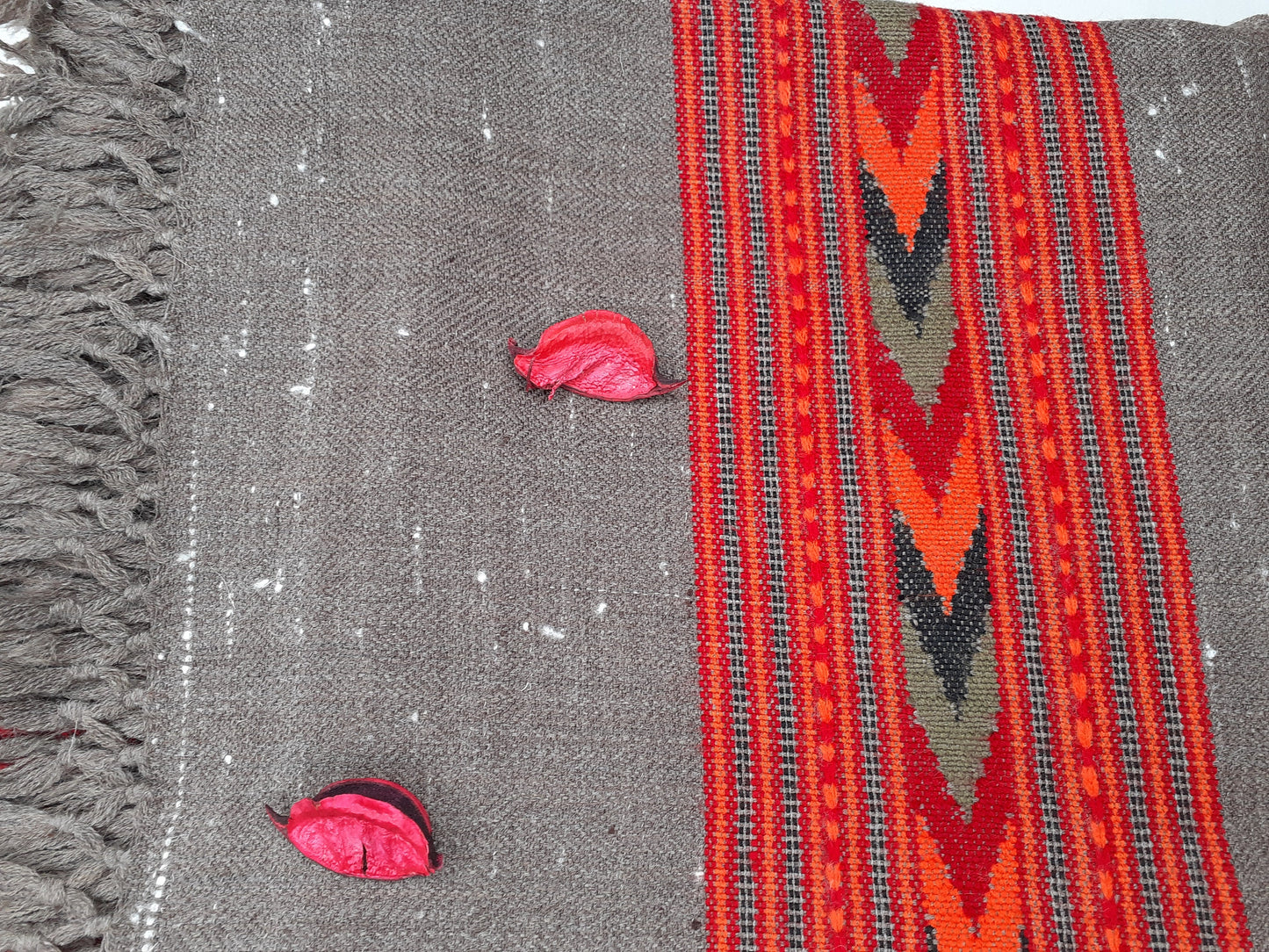 Handwoven Pure Himalayan Sheep Wool Meditation Shawl,Himalayan Prayer Blanket,Kullu Shawl,Ethnic Indian Shawl,Wool Prayer Wrap