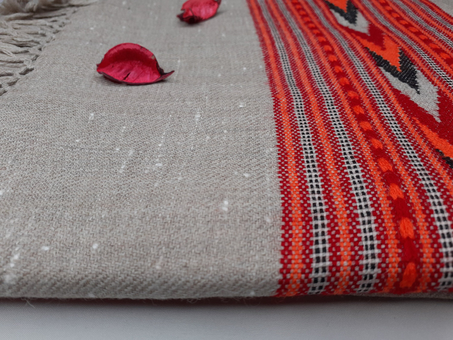 Handwoven Light Grey Pure Himalayan Sheep Wool Meditation Shawl,Himalayan Prayer Blanket,Kullu Shawl,Ethnic Indian Shawl,Wool Prayer Wrap