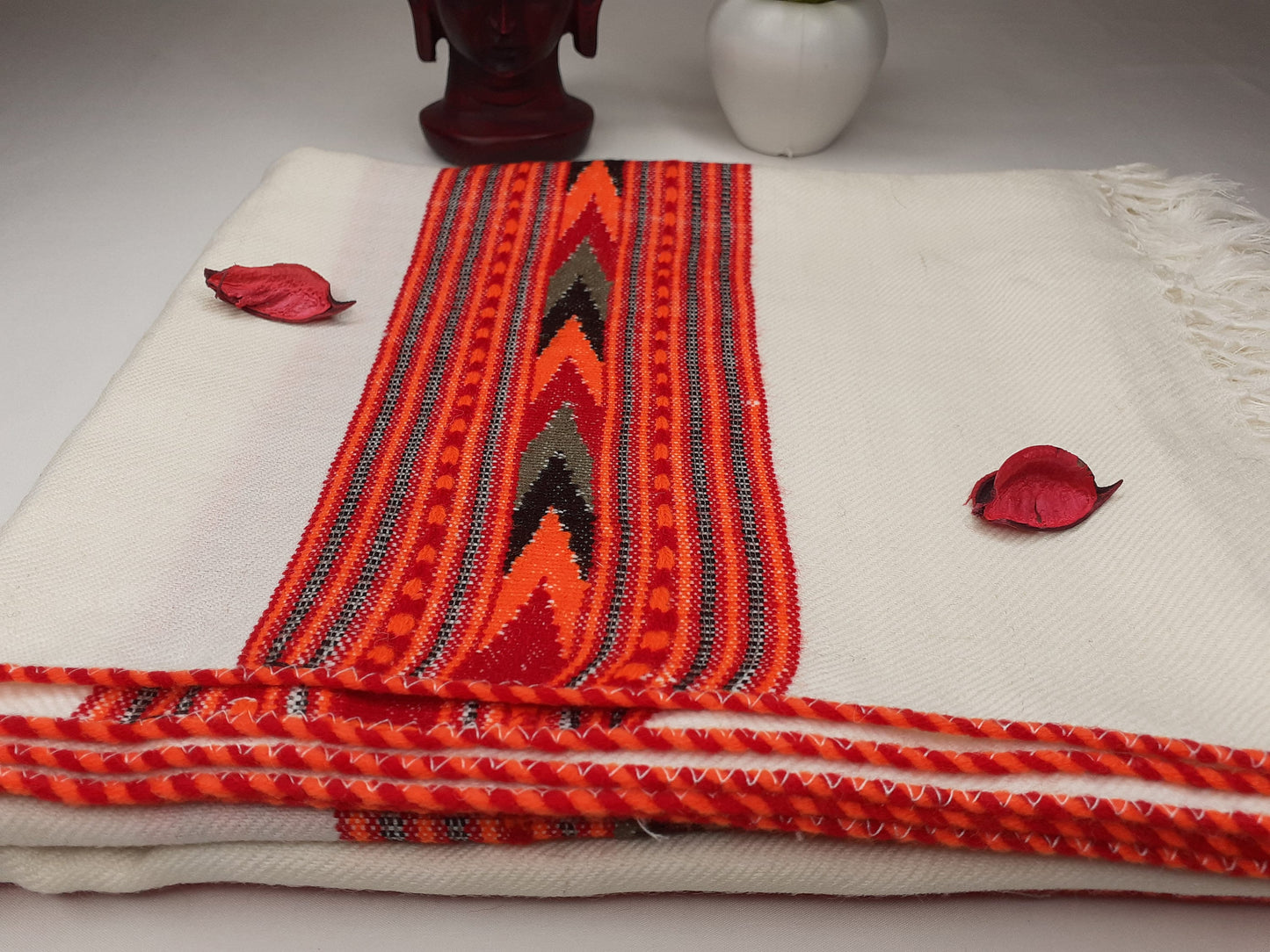 Handwoven  White Pure Himalayan Sheep Wool Meditation Shawl,Himalayan Prayer Blanket,Kullu Shawl,Ethnic Indian Shawl,Wool Prayer Wrap