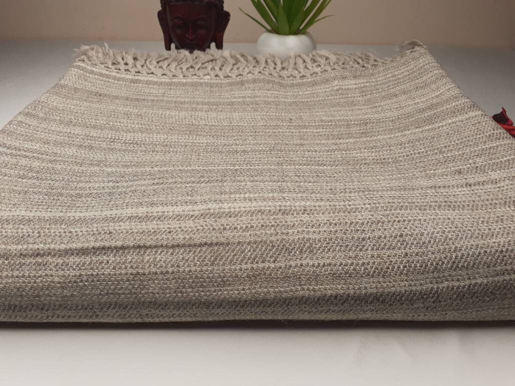 ARJUNA X-Large Thick Light Grey Handspun Handwoven Himalayan Yak Wool Meditation Blanket,Tibetan Yak Wool Wrap,Ethnic Yak Wool Prayer Zen