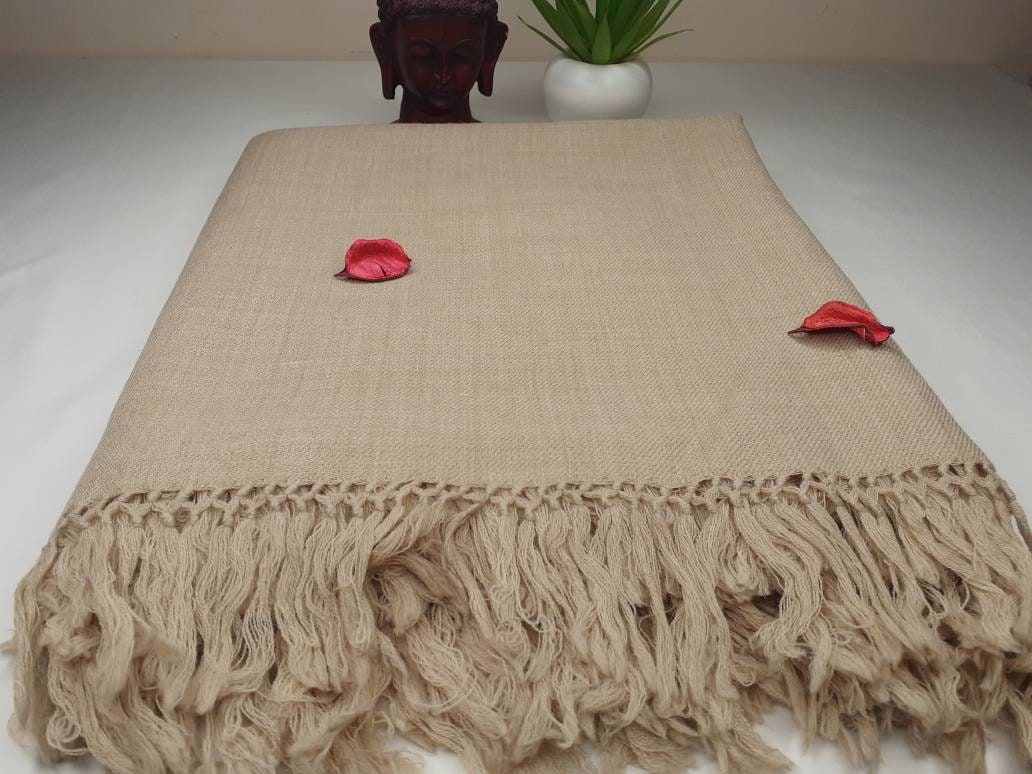 Handwoven Beige Pure Himalayan Sheep Wool Meditation Shawl,Himalayan Prayer Blanket,Kullu Shawl,Ethnic Indian Shawl,Wool Prayer Wrap
