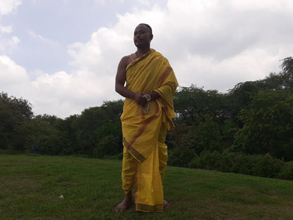 Handloom Indian Vedic Robe,Hare Krishna Robe,Indian Ethnic Attair,Iskon Temple Dress,Indian Spiritual Dress,Mayapur Dhoti and Chaddar Set